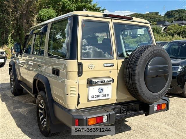 Toyota Land Cruiser 70 2025-03 8659754-11