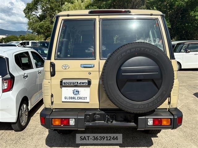 Toyota Land Cruiser 70 2025-03 8659754-12