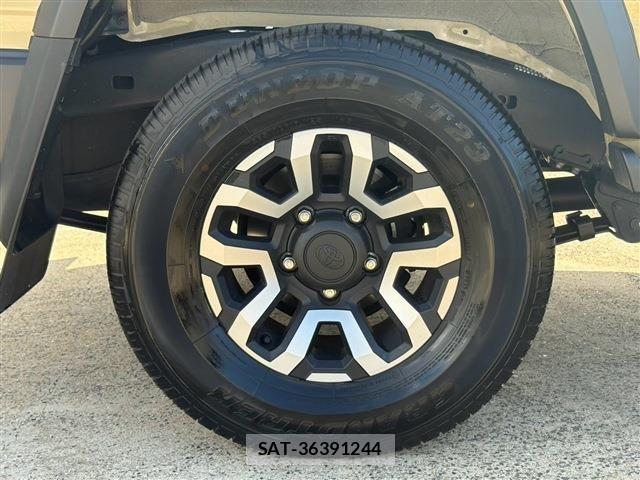 Toyota Land Cruiser 70 2025-03 8659754-15
