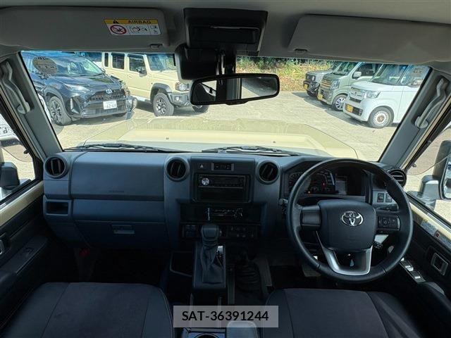 Toyota Land Cruiser 70 2025-03 8659754-3