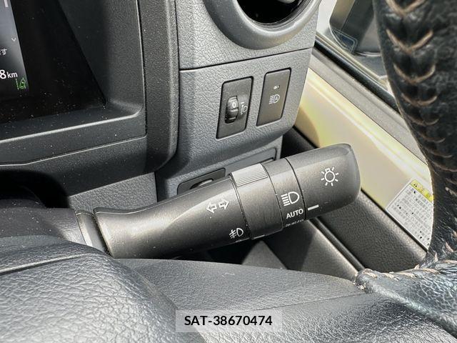 Toyota Land Cruiser 70 2025-03 8659756-13