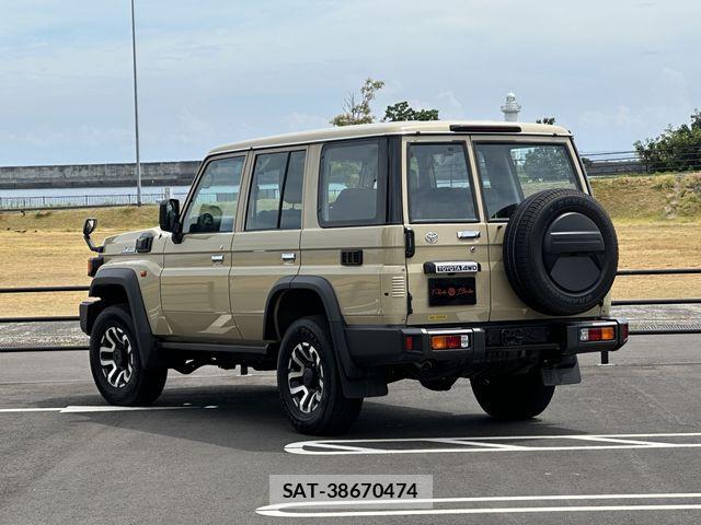 Toyota Land Cruiser 70 2025-03 8659756-22