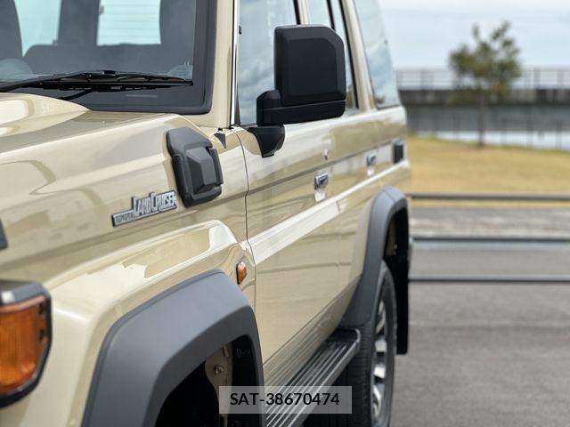 Toyota Land Cruiser 70 2025-03 8659756-28