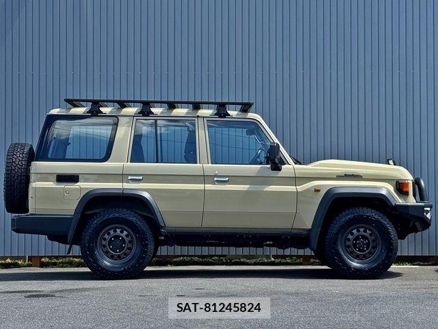 Toyota Land Cruiser 70 2024-03 8743131-11