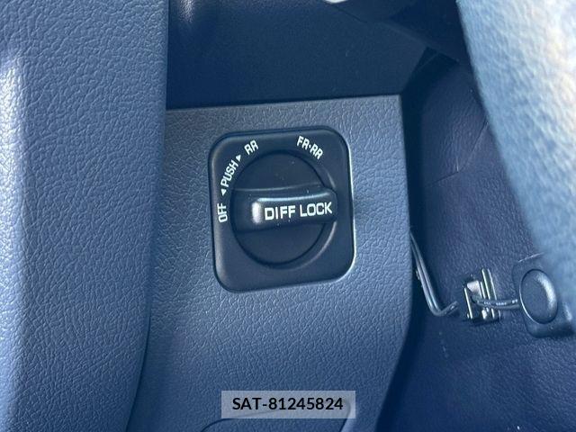 Toyota Land Cruiser 70 2024-03 8743131-14