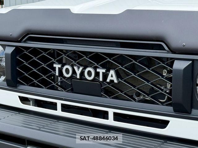 Toyota Land Cruiser 70 2024-03 8829768-7