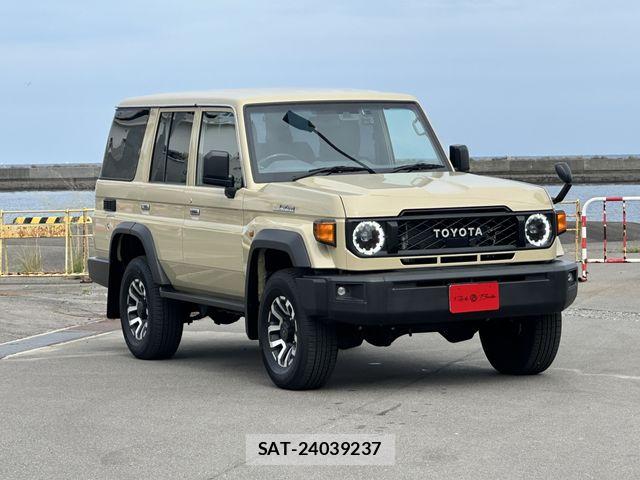 Toyota Land Cruiser 70 2024-10 8829769-25