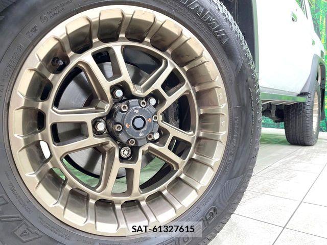 Toyota Land Cruiser 70 2024-03 8849499-12