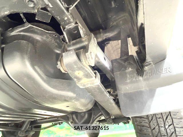 Toyota Land Cruiser 70 2024-03 8849499-19