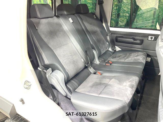 Toyota Land Cruiser 70 2024-03 8849499-8