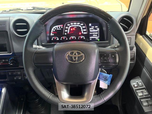 Toyota Land Cruiser 70 2025-11 8880351-9