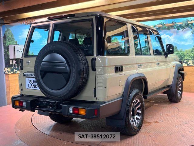 Toyota Land Cruiser 70 2025-11 8880351-15