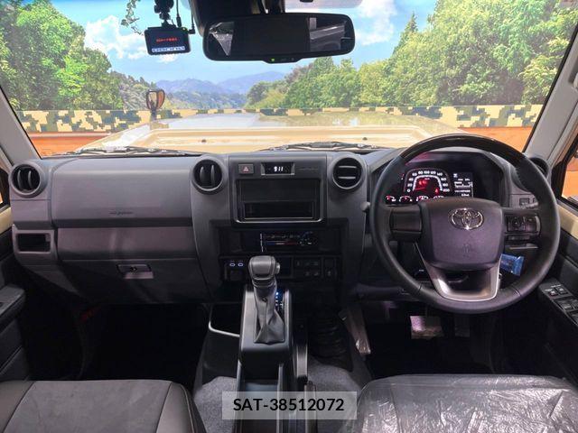 Toyota Land Cruiser 70 2025-11 8880351-1