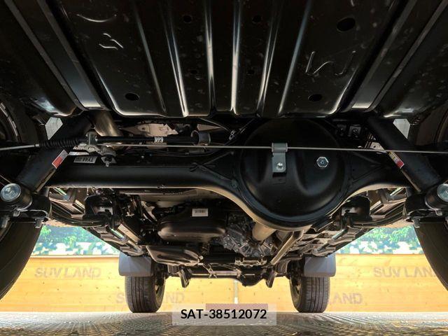 Toyota Land Cruiser 70 2025-11 8880351-19