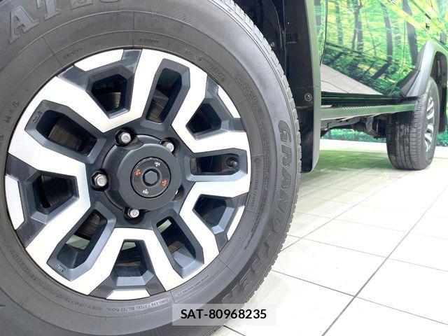 Toyota Land Cruiser 70 2025-02 7020713-11