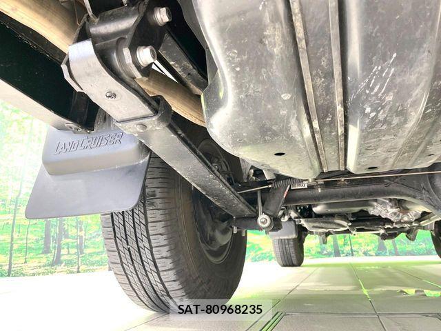 Toyota Land Cruiser 70 2025-02 7020713-18