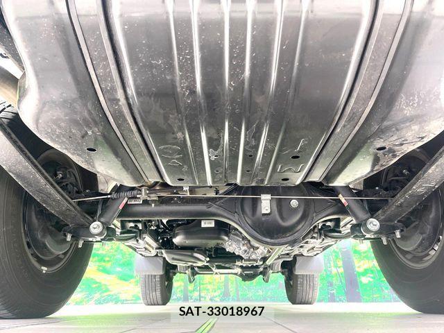 Toyota Land Cruiser 70 2025-03 7020712-18