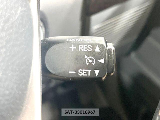 Toyota Land Cruiser 70 2025-03 7020712-6