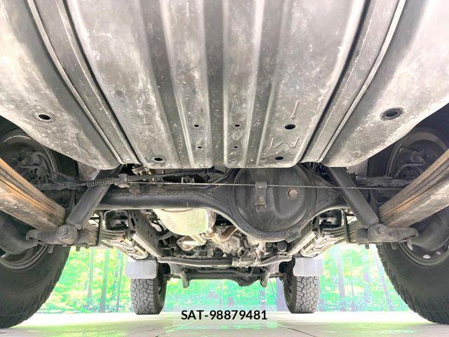 Toyota Land Cruiser 70 2015-04 8158661-16