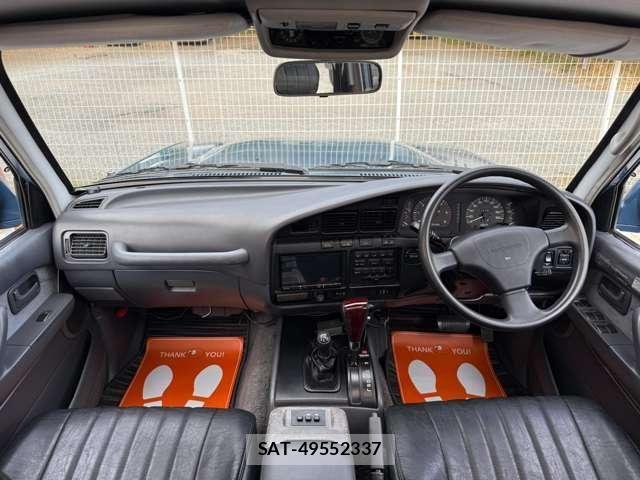 Toyota Land Cruiser 80 1993-06 7327828-1