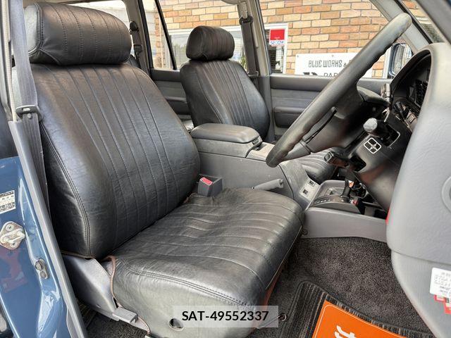 Toyota Land Cruiser 80 1993-06 7327828-20
