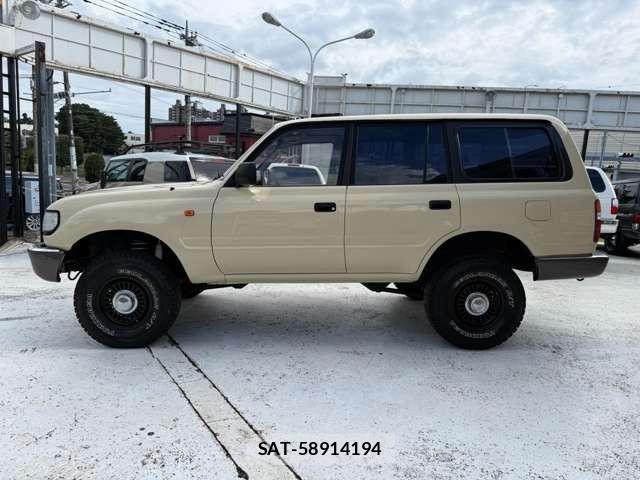 Toyota Land Cruiser 80 1994-04 8780753-12
