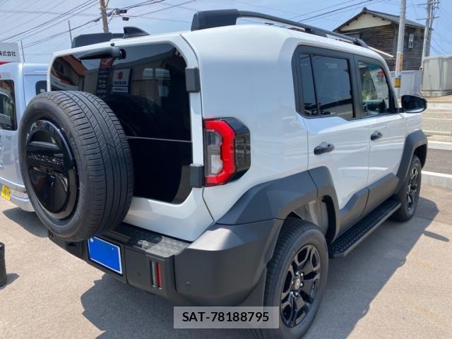 Toyota Land Cruiser FJ 2026-06 7455228-5