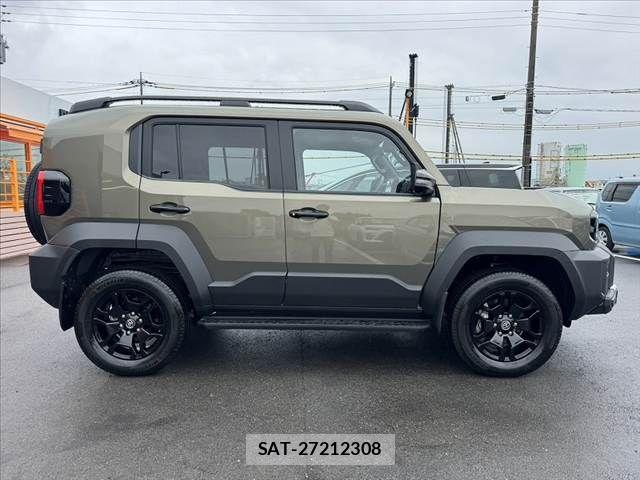 Toyota Land Cruiser FJ 2026-06 7724787-11