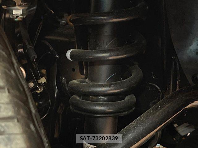 Toyota Land Cruiser FJ 2026-06 7786190-19