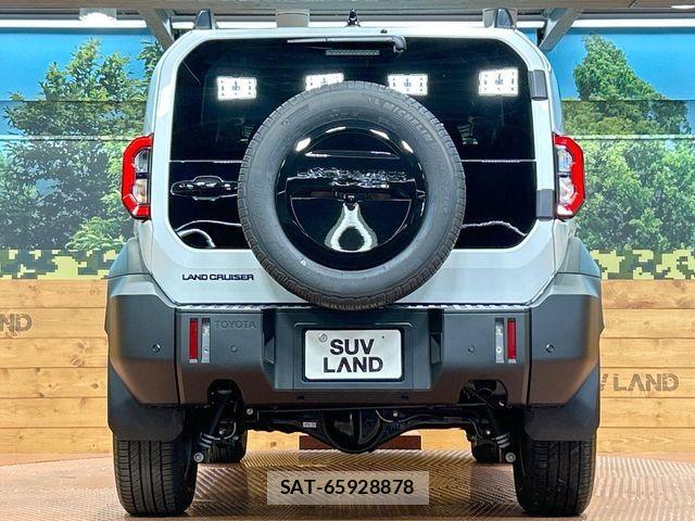 Toyota Land Cruiser FJ 2026-06 7962294-15