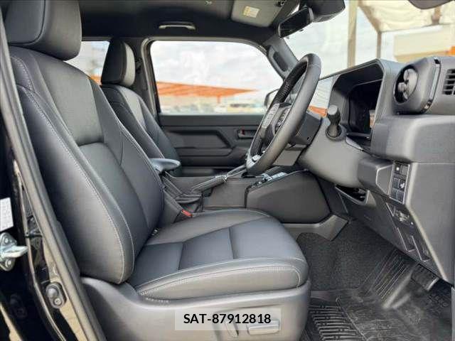 Toyota Land Cruiser FJ 2026-06 7979665-15