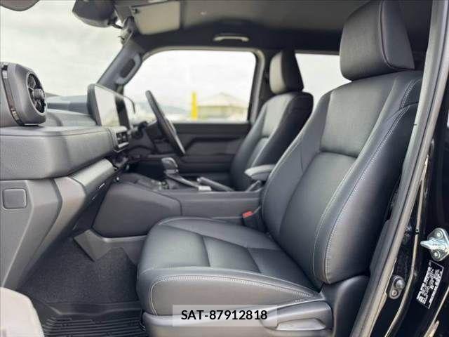Toyota Land Cruiser FJ 2026-06 7979665-16