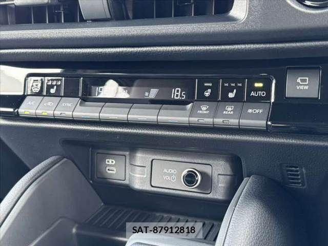 Toyota Land Cruiser FJ 2026-06 7979665-5
