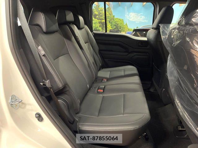 Toyota Land Cruiser FJ 2026-07 8074232-8