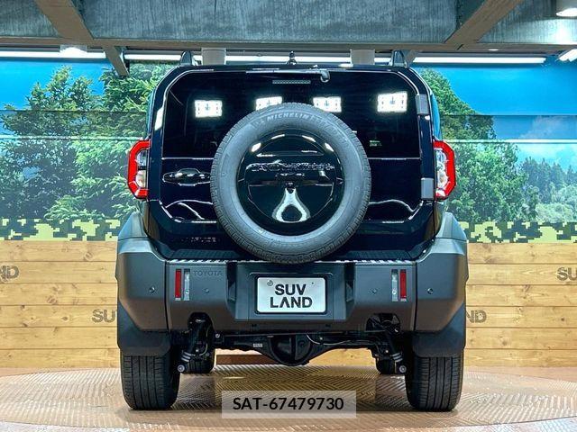 Toyota Land Cruiser FJ 2026-06 8074233-14