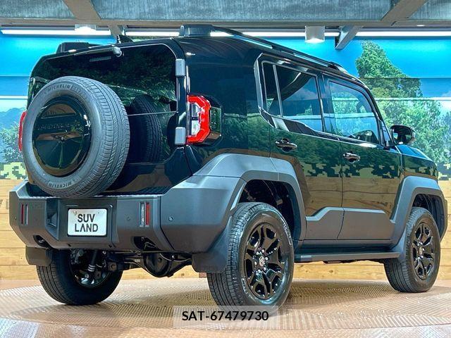 Toyota Land Cruiser FJ 2026-06 8074233-16