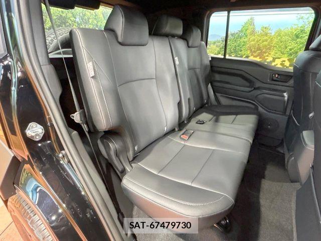 Toyota Land Cruiser FJ 2026-06 8074233-8