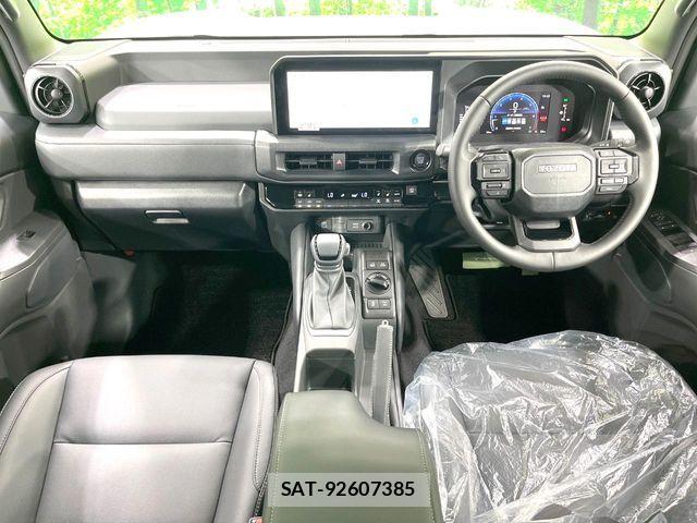 Toyota Land Cruiser FJ 2026-07 8099956-1