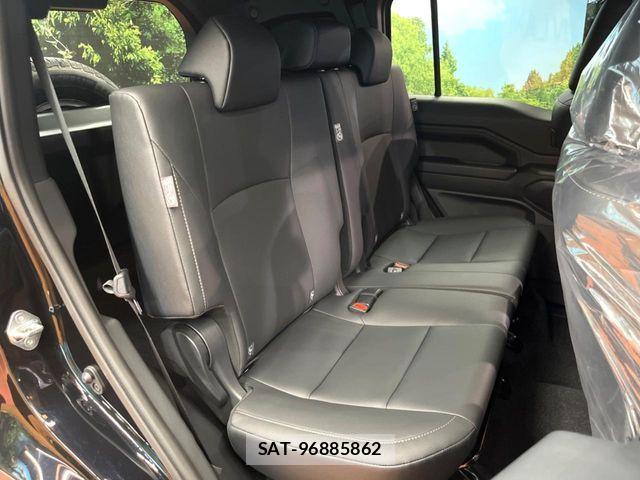 Toyota Land Cruiser FJ 2026-06 8146011-11