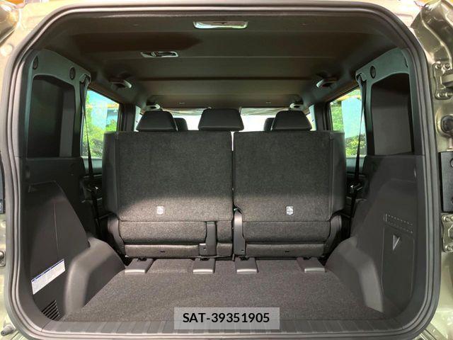 Toyota Land Cruiser FJ 2026-06 8208166-12