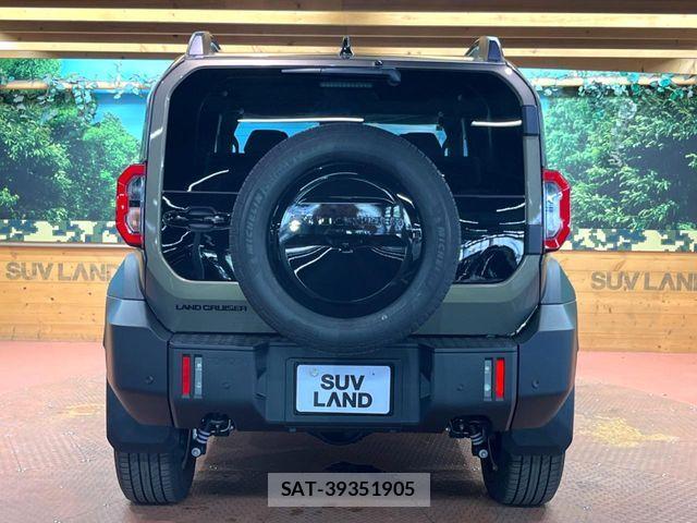 Toyota Land Cruiser FJ 2026-06 8208166-16