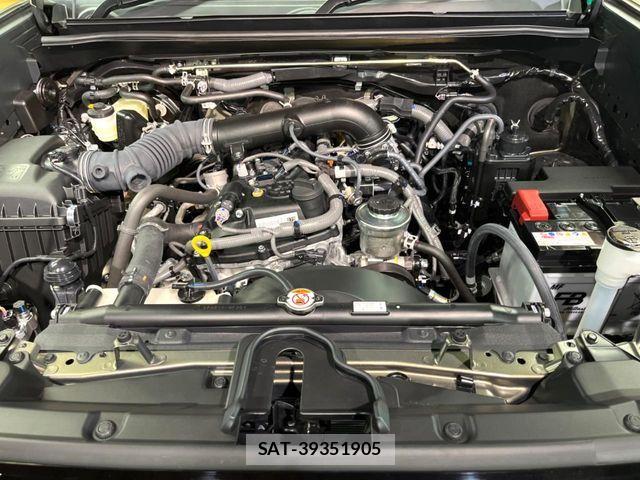 Toyota Land Cruiser FJ 2026-06 8208166-17