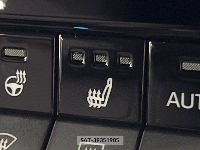 Toyota Land Cruiser FJ 2026-06 8208166-7