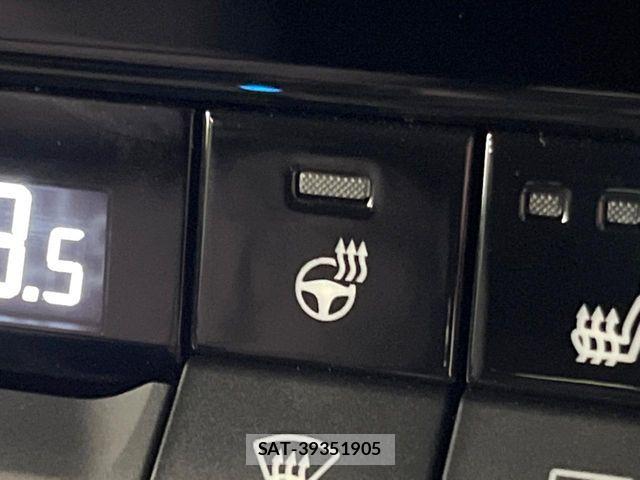 Toyota Land Cruiser FJ 2026-06 8208166-8