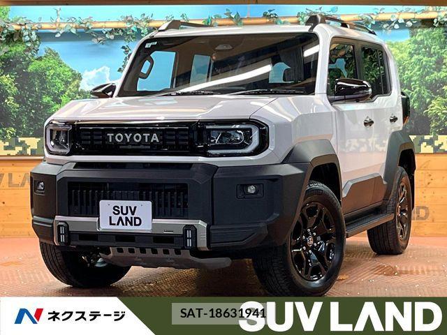 Toyota Land Cruiser FJ 2026-06 8208167-0
