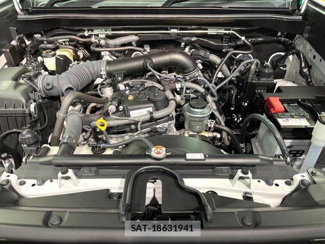 Toyota Land Cruiser FJ 2026-06 8208167-17