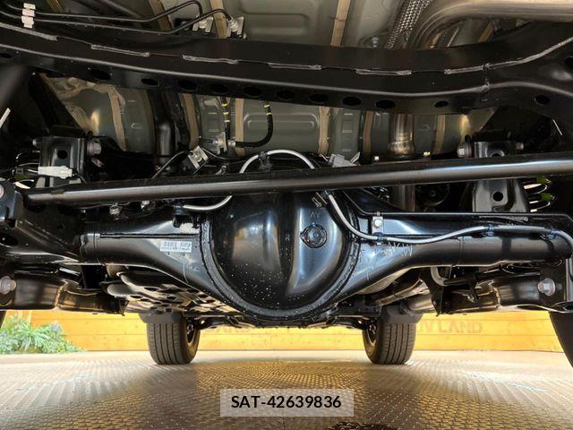 Toyota Land Cruiser FJ 2026-06 8208169-18