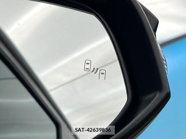 Toyota Land Cruiser FJ 2026-06 8208169-5