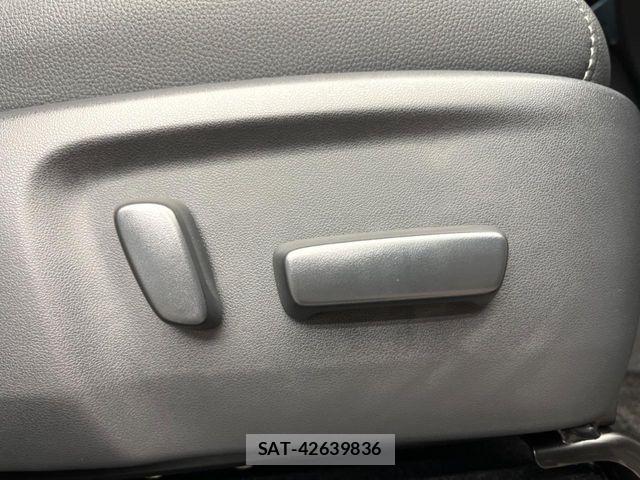 Toyota Land Cruiser FJ 2026-06 8208169-6