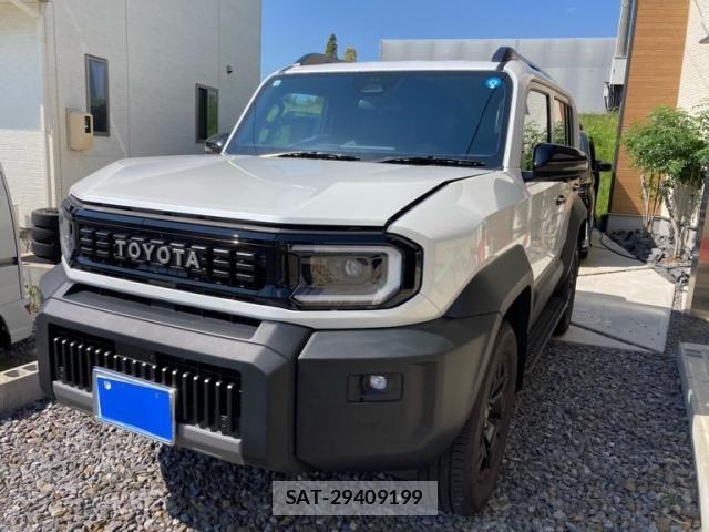 Toyota Land Cruiser FJ 2026-06 8230520-0